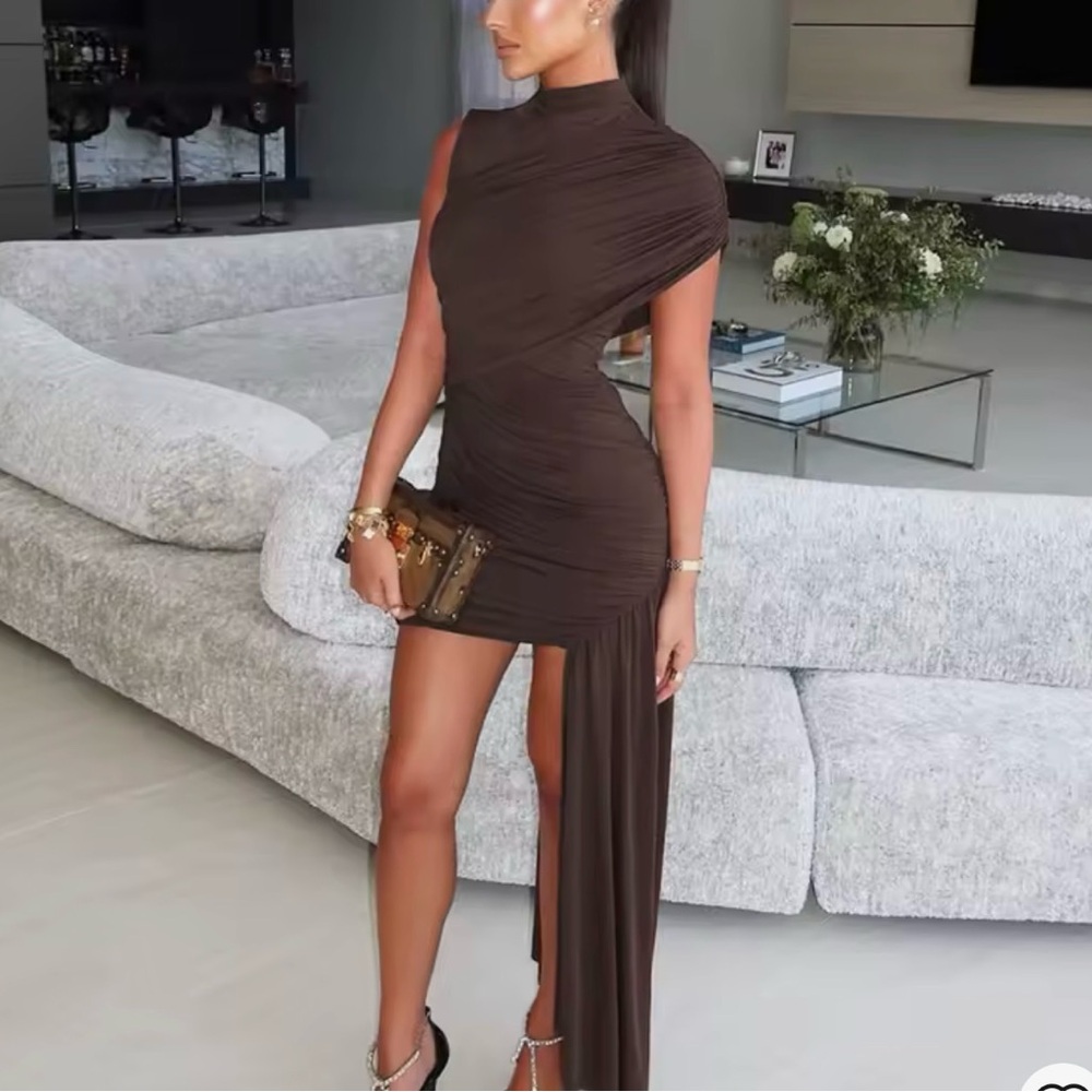 Asymmetric One-Shoulder Brown Mini Dress with Draped Train